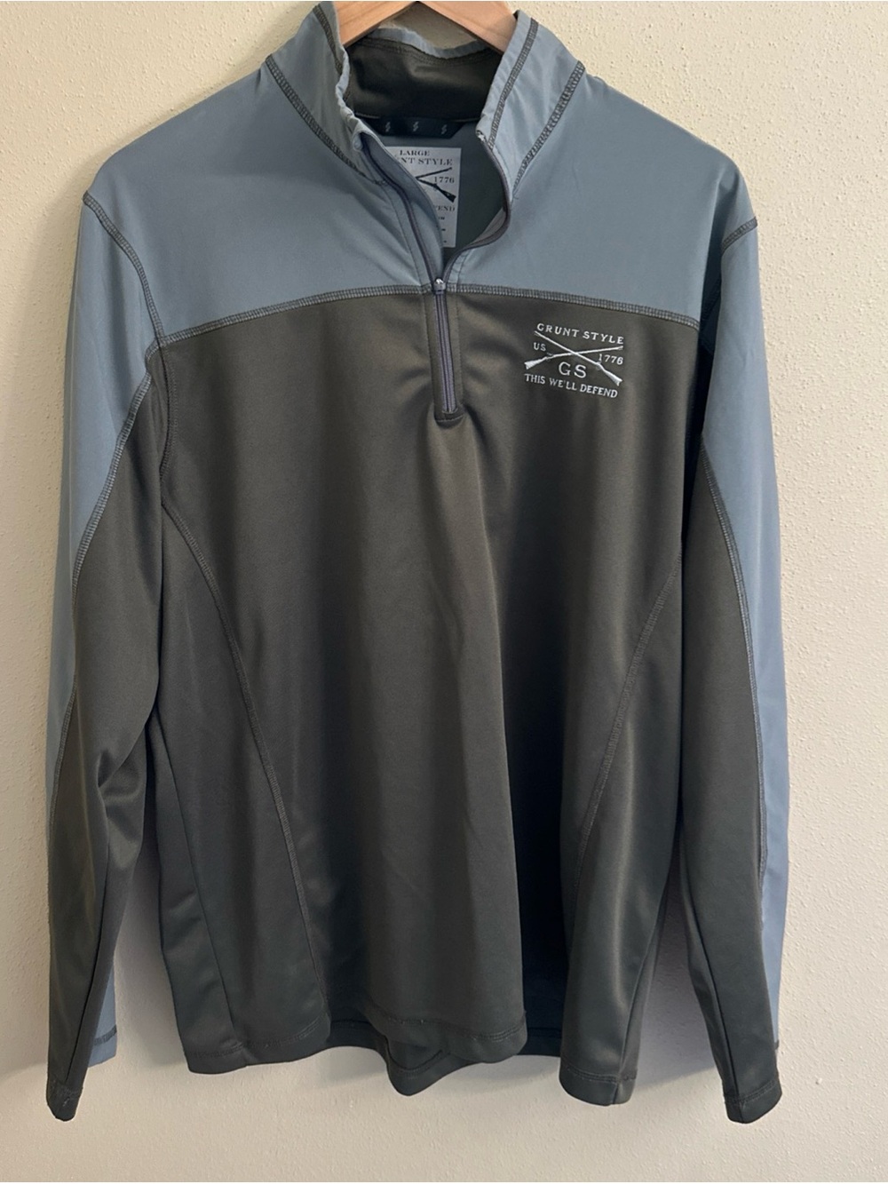 Grunt Style Qtr Zip Pullover Size Large Logo Military Patriotic USA 1776